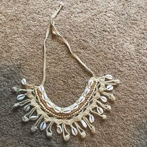 Shell adjustable necklace